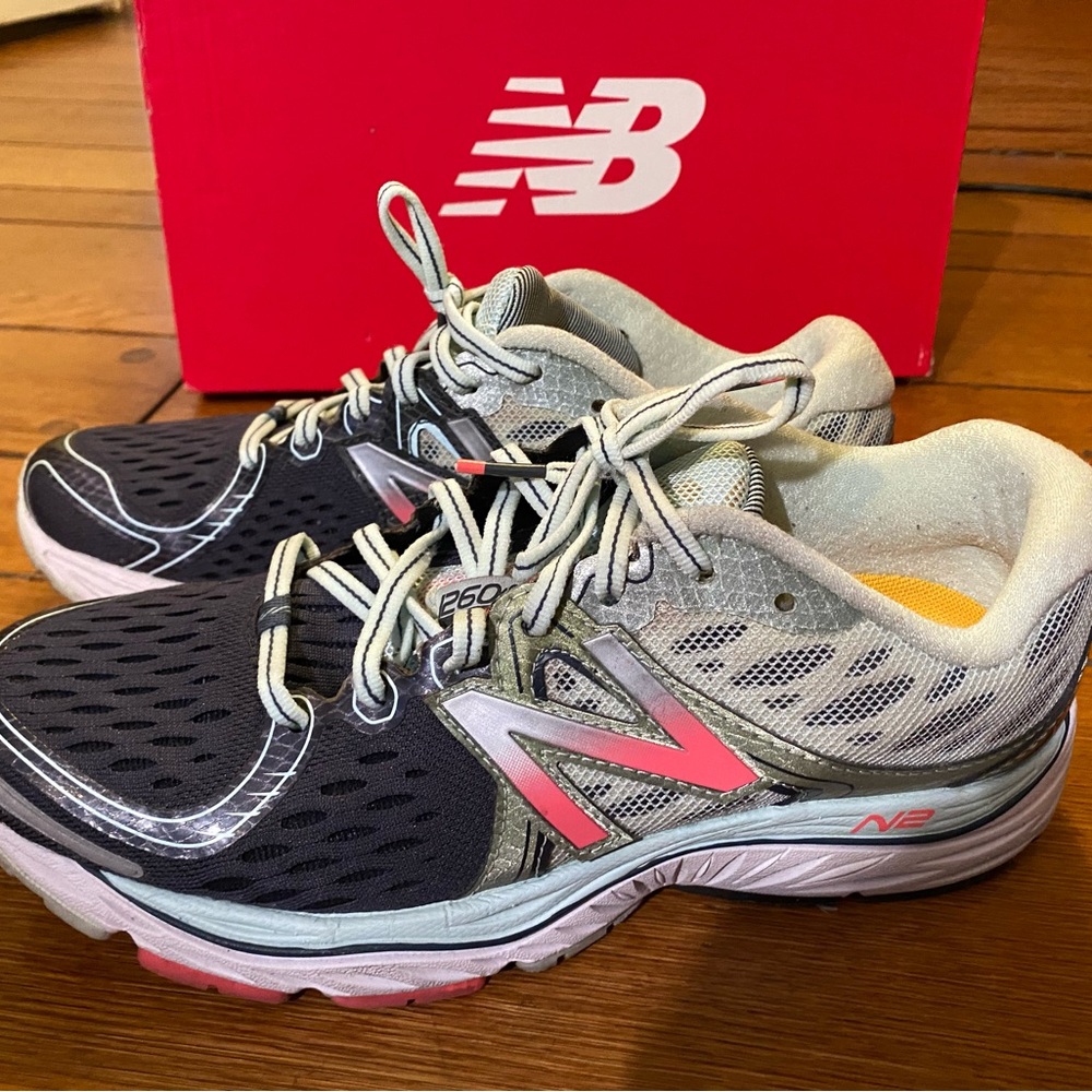 New Balance Women's Athletic Shoes - Silver Blue and Pink Size 8B